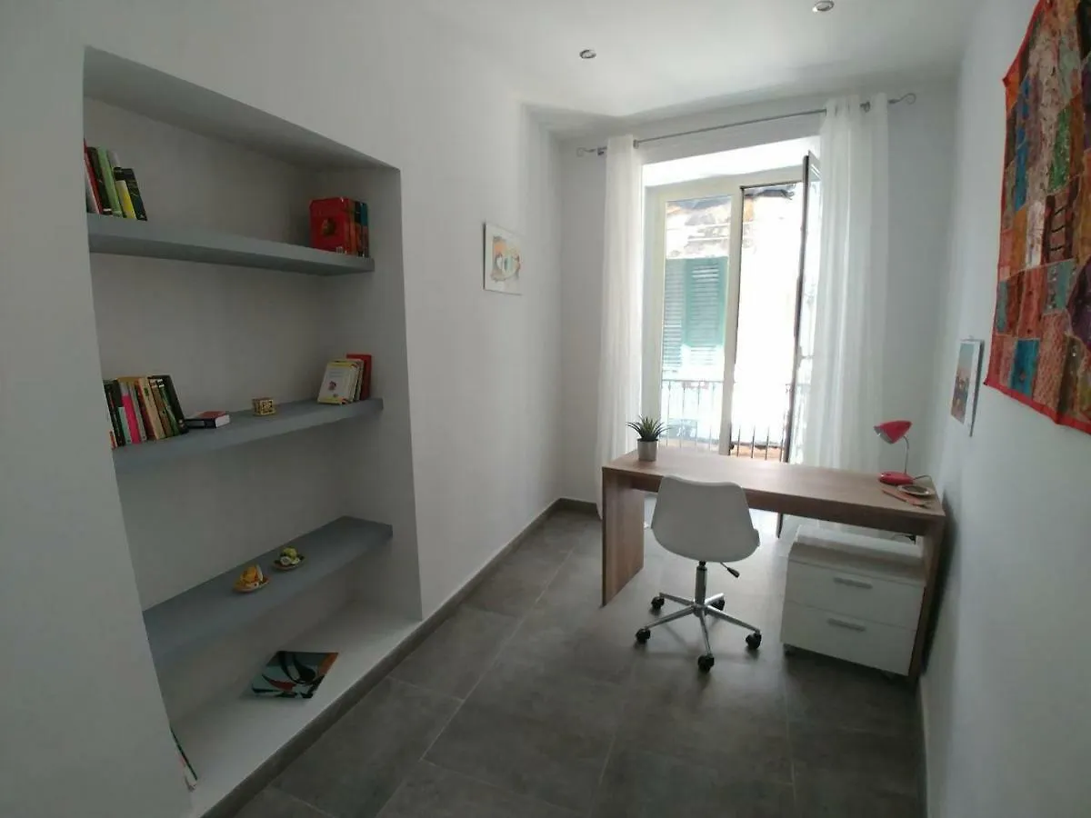 Cassaro Antico Appartement Palermo Italië